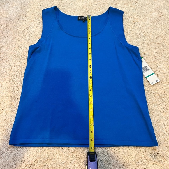 Jones New York sleeveless top. Bright blue. Size large. New with tags - Picture 3 of 8